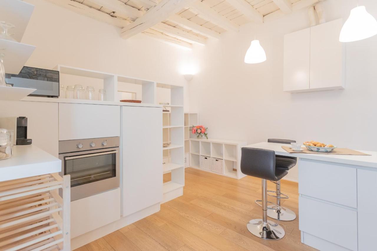 Wine Not Apartment In Como City Centre מראה חיצוני תמונה