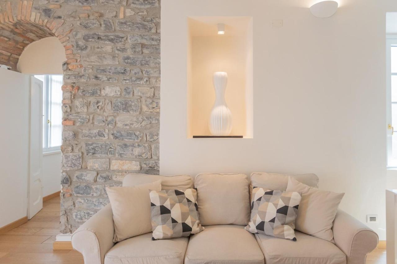 Wine Not Apartment In Como City Centre מראה חיצוני תמונה
